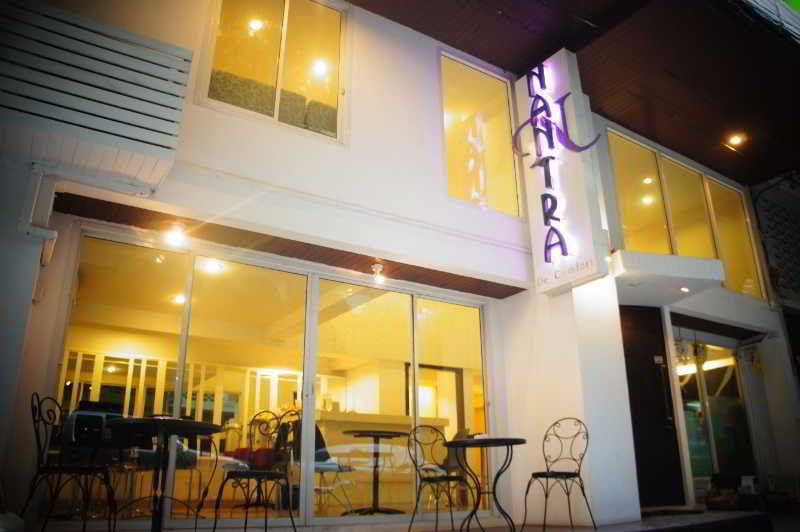 Nantra De Comfort Bangkok Buitenkant foto
